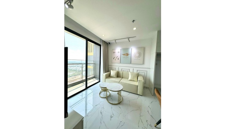 Mặt bằng
So với 3 phân khu trước đó thuộc đại đô thị Vinhomes Grand Park, The Beverly Solari được thiết kế với mặt bằng căn hộ cao cấp hơn và được