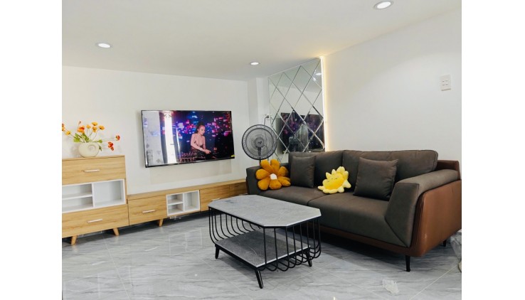 Bán nhà MỚI phường 15 Gò Vấp, 4pn, 3wc gần 50m2, chỉ 4.X TỶ