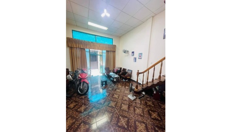 Bán Nhà Chiến Thắng Phú Nhuận Nhà Cạnh Hồ Văn Huê .