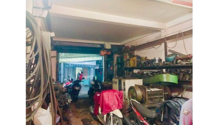 NGAY NGÃ 4 XÃ - GIÁP TÂN PHÚ, Q11, Q6 - HXH SÁT MẶT TIỀN - 3 TẦNG - 92M NGANG 5 NỞ HẬU NHỈNH 5 TỶ