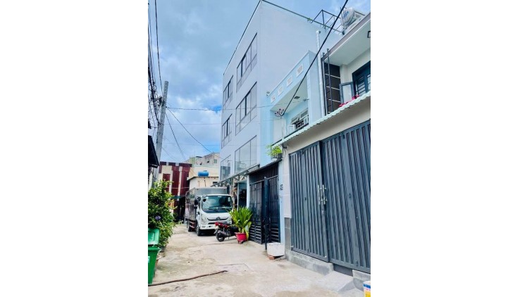 BÁN ĐẤT TẶNG NHÀ GIÁP AEON TÂN PHÚ - CẠNH CHỢ 26/3 - HXT - 62M NỞ HẬU GIÁ 4TỶ25