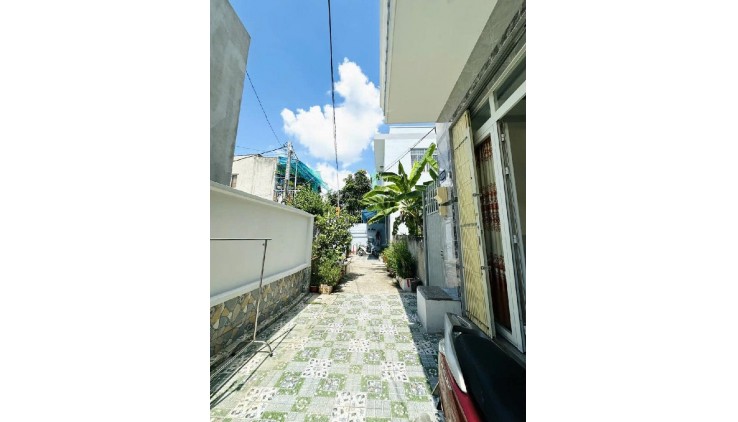 [SÁT VÁCH QUẬN 7] - NHÀ 2 TẦNG - CHỦ TẶNG FULL NỘI THẤT - NGANG 5m5 - Đ. HUỲNH TẤN PHÁT