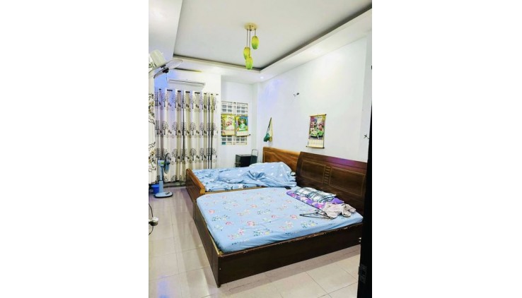 Bán Nhà  Phạm Văn Bạch Phường 15 Quận Tân Bình.