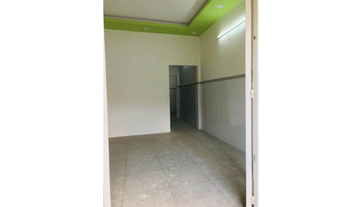 MẶT TIỀN HIẾM CẠNH BẾN XE MIỀN TÂY THÔNG LÝ CHIÊU HOÀNG - DTSD GẦN 100M2 NHÀ CẤP 4 MỚI XÂY RẤT ĐẸP - CHỈ NHỈNH 6.X T.Ỷ AEE613