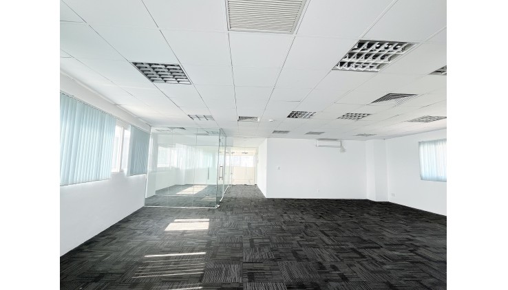 Bán lô đất góc 2 mặt tiền Chế Lan Viên và Dương Đức Hiền 2400m2 DT 40x60m giá 111 tỷ