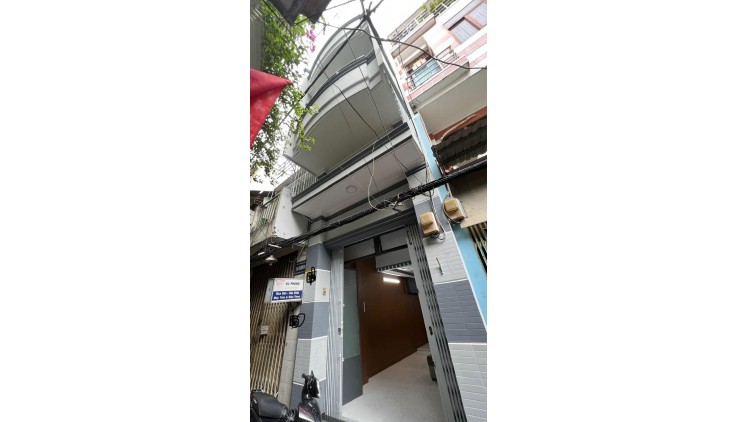 NHÀ NGON BỔ RẺ NGAY TRUNG TÂM 
- Bán nhà 246/ Nguyễn Tiểu La , P8, Quận 10 , giá 6 tỷ TL