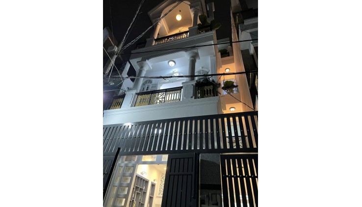 Nhà Hiệp Thành 13 Quận 12 4 Tầng Ngang 5m Nở Hậu Chỉ 4 Tỷ 850.
