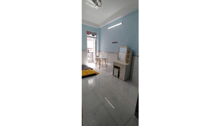 :B :B ĐẦU TƯ DÒNG TIỀN :B :B 
- Bán tòa nhà CHDV Hầm 6 tầng đang kinh doanh 15 phòng,Đường Cao Thắng, Phường,12,Quận 10
- Nhà nằm trên đường hẻm