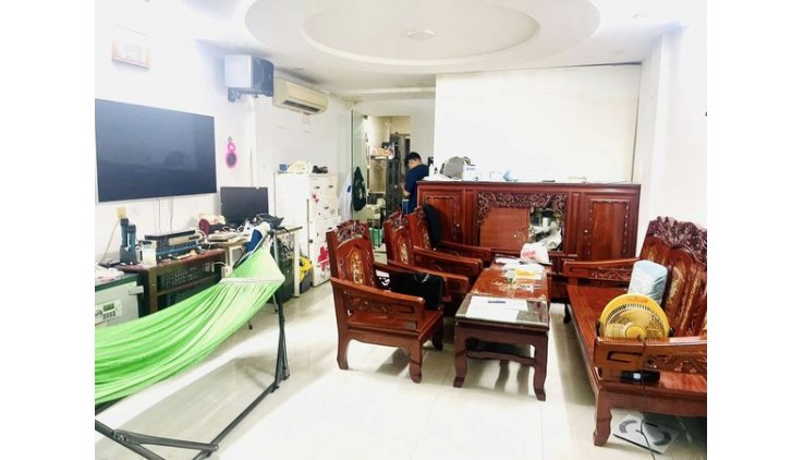 Bán Nhà Cách Mạng Tháng 8 Phường 13 Quận 10.