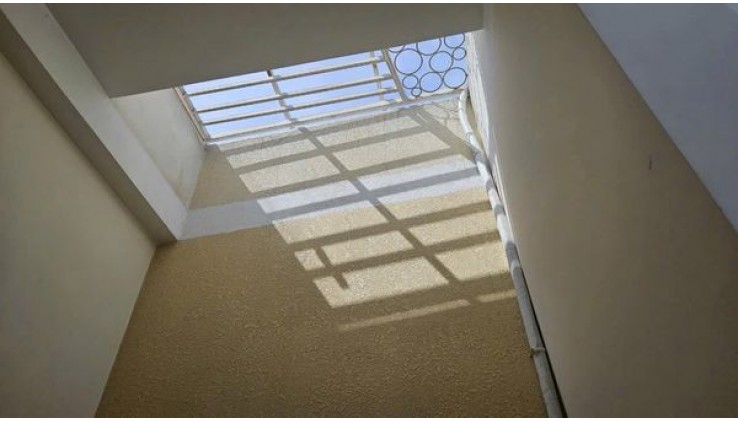 NHÀ ĐẸP NGAY TRUNG TÂM 37,8m2 giá 9,5 tỷ TL
-Bán nhà 425/ Nguyễn Đình Chiểu , Quận 3 .