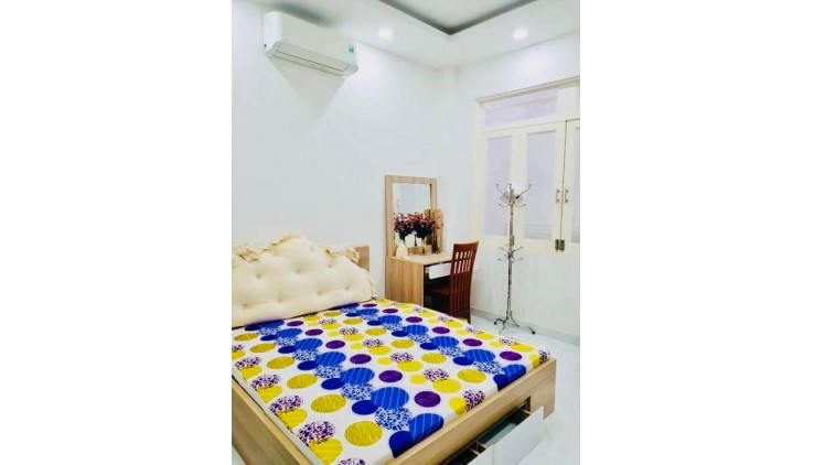 GIÁP TÂN PHÚ - CẠNH TRƯỜNG HỌC - CÔNG VIÊN - MTKD ĐƯỜNG 8M - 56M 5 TẦNG 6 PN NHỈNH 5 TỶ