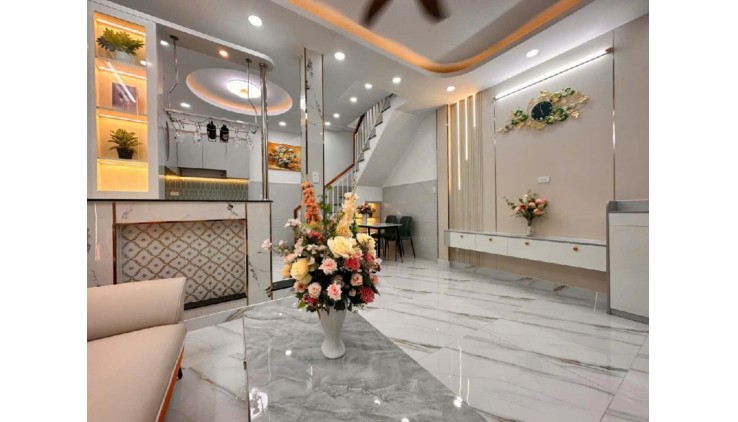 Bán nhà đi tu Phan Huy Ích, Gò Vấp, gần 40m2, cực ngon, chỉ 4.X TỶ