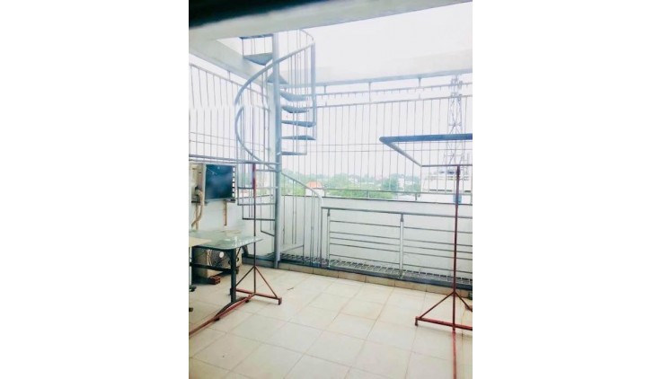 GIÁP TÂN PHÚ - CẠNH TRƯỜNG HỌC - CÔNG VIÊN - MTKD ĐƯỜNG 8M - 56M 5 TẦNG 6 PN NHỈNH 5 TỶ