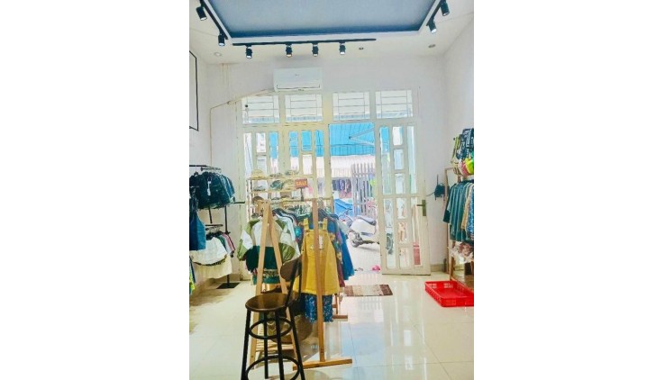 GẦN CHỢ TÂN HƯƠNG - SẴN DÒNG TIỀN - MẶT TIỀN KINH DOANH ĐƯỜNG 10M - 74M 2 TẦNG NHỈNH 7 TỶ
