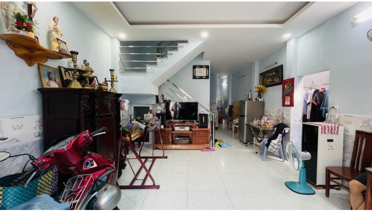 CHDV QUANG TRUNG, NGUYỄN VĂN KHỐI, GÒ VẤP, HẺM Ô TÔ THÔNG, 61M2 3 TẦNG BTCT MỚI ĐẸP 6PN. 5.9 TỶ.
