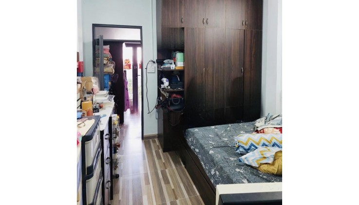 bán nhà phường 15, Gò Vấp, gần 40m2, Full nội thất, hẻm ÔTÔ, 4PN, NHỈNH 4 TỶ
