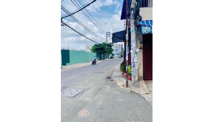 GẤP BÁN -NHÀ C4 - HẺM 6M THÔNG LÊ VĂN QUỚI - GÒ XOÀI - 143M(5.1X28) GIÁ 5.X TỶ