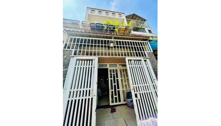 GẦN CHỢ HỒ VĂN LONG - HẺM THẲNG 1 TRỤC SÁT MẶT TIỀN- NHÀ MỚI 51M 2 TẦNG CHỈ 3 TỶ NHỈNH