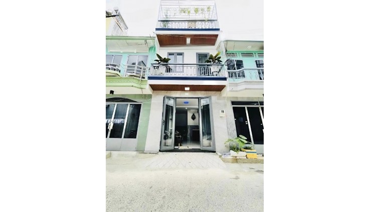 Bán nhà HẺM 3 GÁC, Gò Vấp, 25m2, 2 tầng, Chỉ hơn 2 TỶ