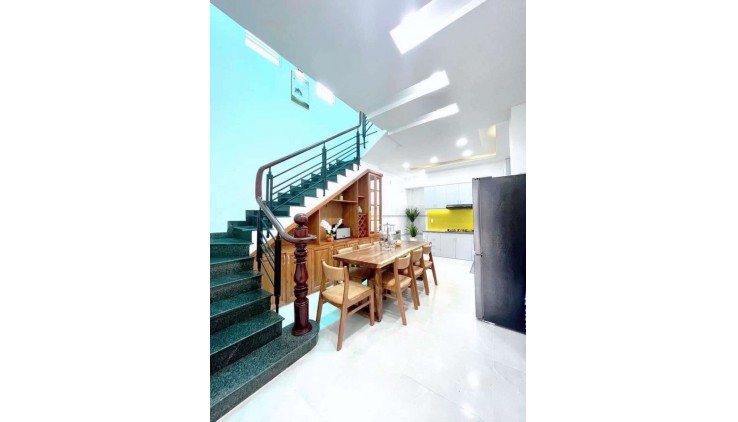 Bán nhà full nt sát mt Phan Huy Ích Gò Vấp 55m2-2tang , hẻm 3 gác - liền kề Emart 2 - 5 tỷ nhỉnh 0932030061