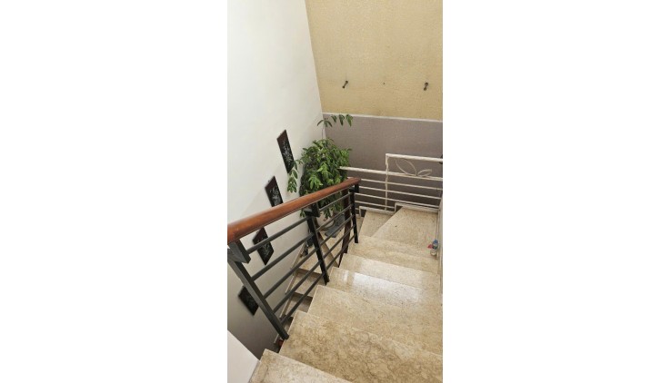 *Bán Nhà Quận 3- Hàng Hiếm Ngang 5.2m,4Tầng Sổ Vuông Đẹp, Hoàn Công Đủ Xíu 9TỶ