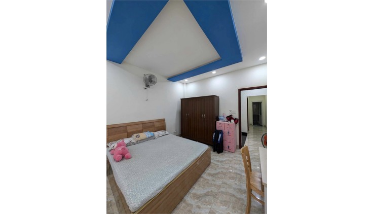 Gấp bán! Nhà riêng 4x17m, 3 Tầng, Hẻm 6m Đường Số 8, Phường 11, Gò Vấp, chỉ 6.9 tỷ
