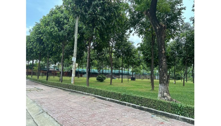 Bán nhà 5 lầu đẹp hẻm 237 Phạm Văn Chiêu 68m2(4x17) vị trí VIP gần trường 9 tỷ xíu.