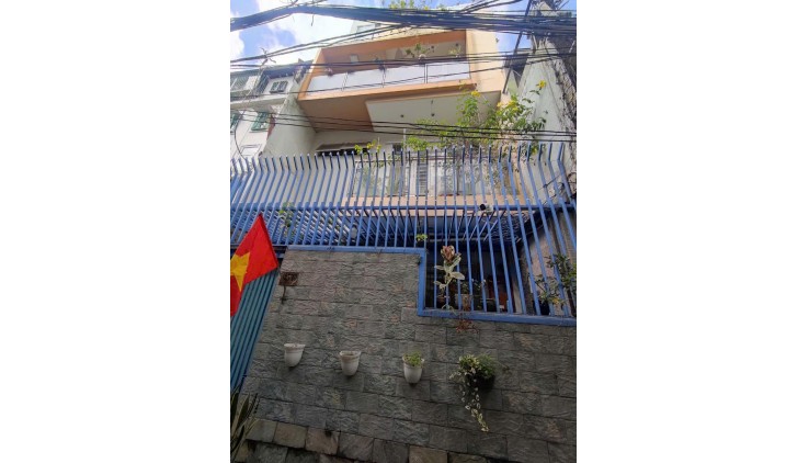 *Bán Nhà Quận 3- Hàng Hiếm Ngang 5.2m,4Tầng Sổ Vuông Đẹp, Hoàn Công Đủ Xíu 9TỶ