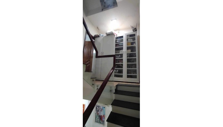+ Quận 10,10m Ra Mặt Tiền Hùng Vương, 6Tầng CN 37m2, Ngang nở hạu 3.7m, Xíu 7Tỷ