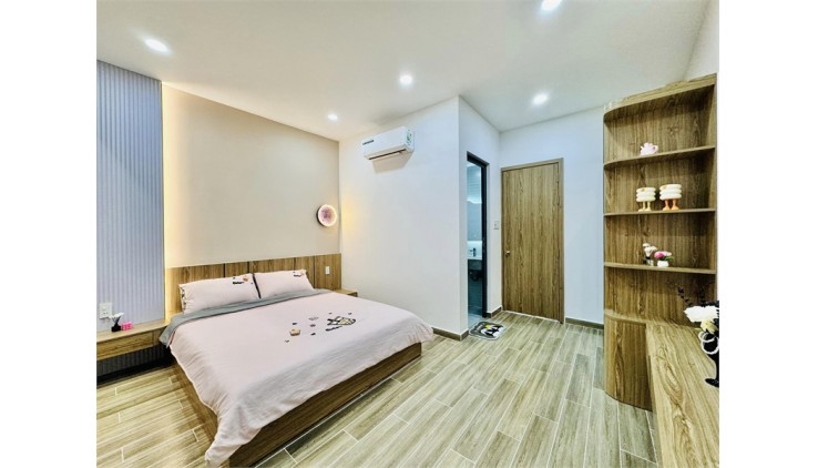 Nhà mới xây, Tặng Nội thất. Đ. Dương Quãng Hàm, Phường 5, Gò Vấp