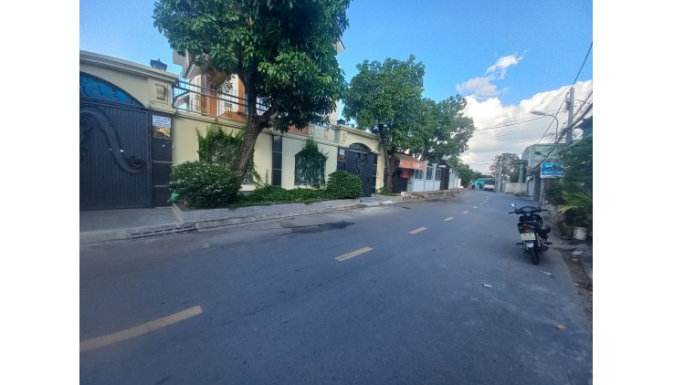 BÁN NHÀ MẶT TIỀN - Đ. AN PHÚ ĐÔNG 25 - 135M2 -  C4 -  P. AN PHÚ ĐÔNG - QUẬN 12.    CHỈ : 5,1 TỶ.