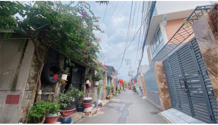 BÁN NHÀ XƯỞNG NGUYỄN VĂN QUÁ Q12 DIỆN TÍCH 864M2 CÔNG NHẬN 740M2 GIÁ CHỈ 27TR/M2