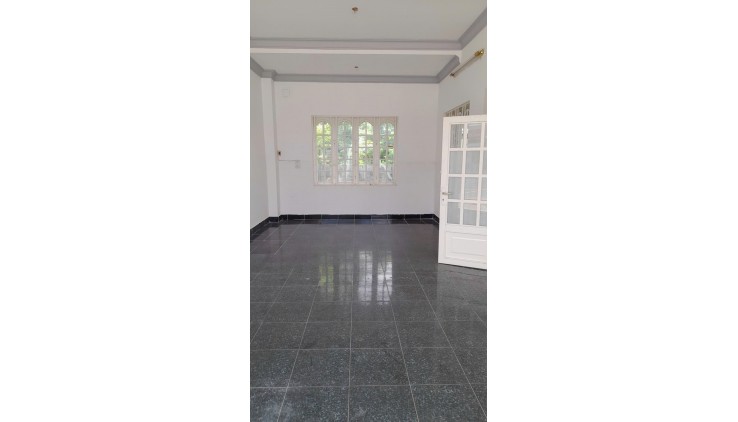 Mặt tiền 20m Đặng Thúc Vịnh Đông Thạnh Hóc Môn TP.HCM có 16,5 tỷ