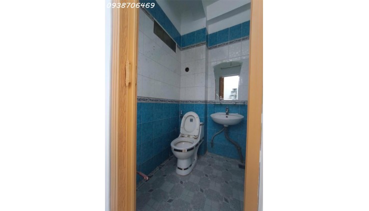 NHÀ QUẬN 10 VỊ TRÍ SIÊU ĐẸP - NHÀ MỚI TINH - GẦN LÊ HỒNG PHONG - 4 TẦNG - 30M2 , Ở hoặc CHO THUÊ DÒNG TIỀN 10TR - CHỈ 3.8 TỶ
