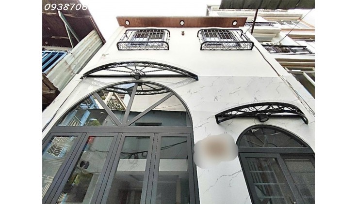 NHÀ TRUNG TÂM QUẬN 10 - NGAY NGÃ 7 LÝ THÁI TỔ - 30M2 - 3 TẦNG - HẺM RỘNG THOÁNG - NHÀ MỚI ĐẸP LUNG LINH - XÁCH VALY VÀO Ở NGAY NHỈNH 5 TỶ.