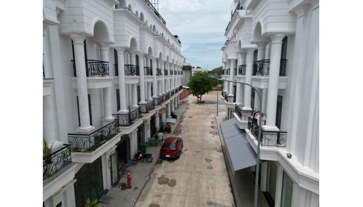 Bán Nhà Tây Ninh Gần Khu Du Lịch Núi Bà Đen - Đầu Tư Lợi Nhuận Cao!