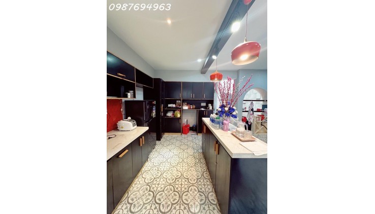 BIỆT THỰ KDC CONIC - 6x20 120M2 - THẲNG 1 TRỤC RA NGUYỄN VĂN LINH CHỈ 100M - ĐỐI DIỆN ĐẠI HỌC VĂN HIẾN - THUẬN TIỆN DI CHUYỂN CÁC QUẬN