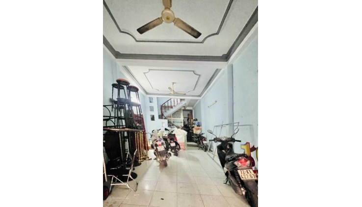 BÁN NHÀ MẶT TIỀN ĐƯỜNG BÌNH LONG