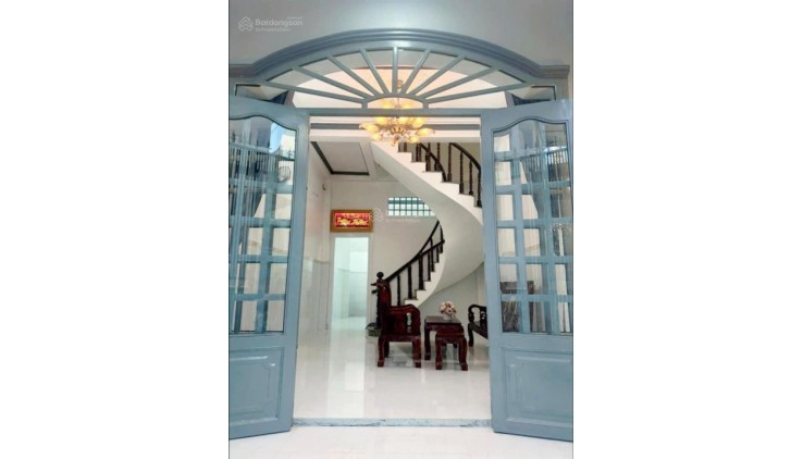 Bán nhà HXH tặng nội thất nhà 2 TBTCT 2PN, 2WC 49m2 Gò Dầu Q. Tân Phú, nhỉnh 4 tỷ