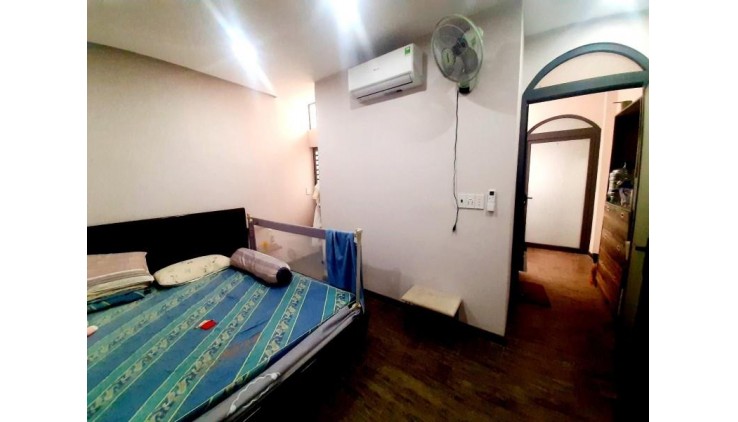 **Bán nhà HXH  Phạm Văn Hai**phường 3 Tân Bình, 5 x 20, 3 tầng 13,8 tỷ