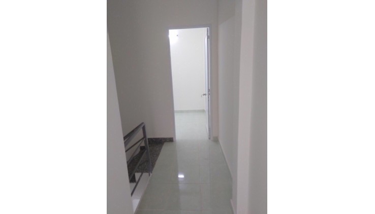 Ngay chợ Rau Lê Văn Thọ - Hẻm thông 3G - (3.2 x 8)m - 2 tầng