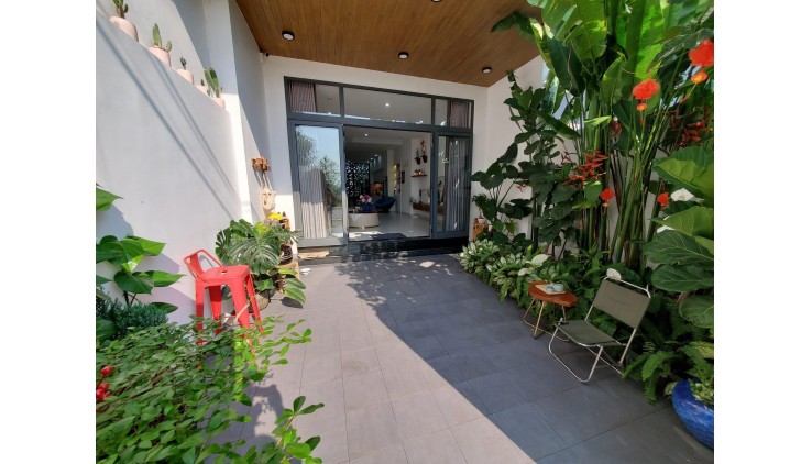***Bán nhà mặt tiền Tiền Giang, nhánh Trường Sơn, Tân Bình; 140 tr/m2