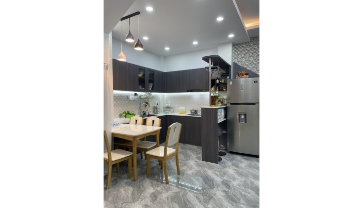 *Bán nhà hẻm 1054 *- CMT8, phường 4 Tân Bình, 4,6 tỷ