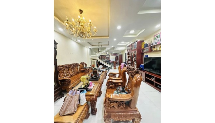 Bán nhà mặt tiền kinh doanh, hạ chào 9 tỷ, Lạc Long Quân, P8, Tân Bình, 186m2, 4 tầng