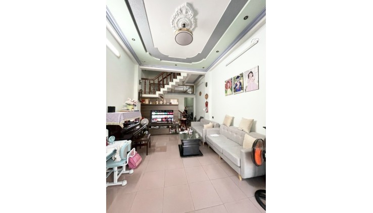 Bán nhà 29 Thống Nhất - Hẻm xe hơi 7 chỗ - (4 x 19)m - 4 Tầng