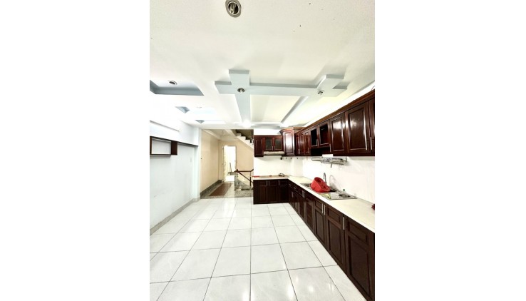 Bán nhà Mặt tiền Khuông Việt - gần Âu Cơ - thông Hòa Bình DT: 4x22m, 6T - 8PN, 12.8 tỷ.
