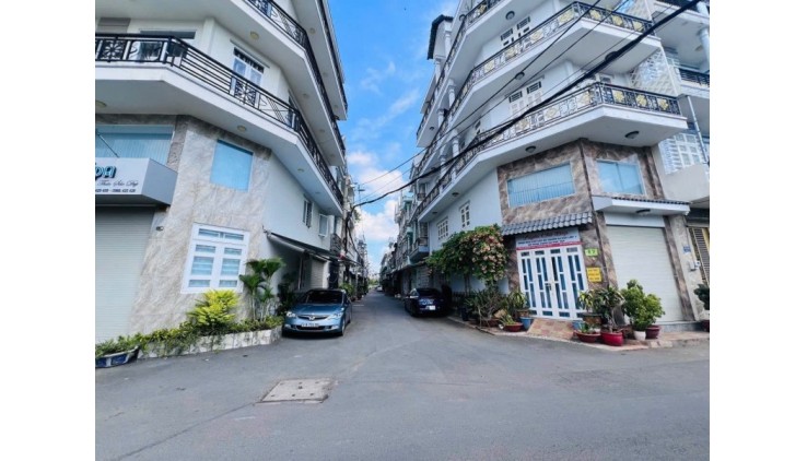Nhà Thới An 35 Quận 12 3 Tầng Ngang 5m6 Đường 8m Chỉ 4 Tỷ 850.
