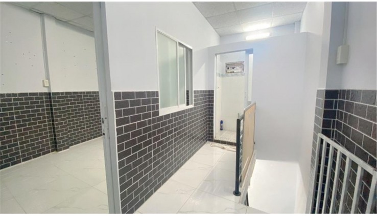 CẦN BÁN NHÀ TRẦN VĂN ĐANG P11 QUẬN 3 DT 34M2 GIÁ CHỈ 3,4TY