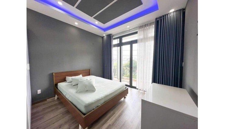 Nhà Mặt Tiền Kinh Doanh, Đường 12m, BTCT 5 Tầng, Gò Vấp