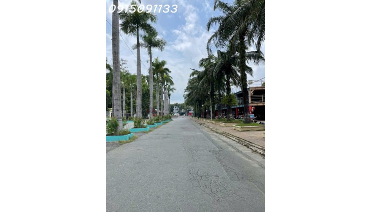 Chính chủ gấp bán 46m2 4T H5M Lạc Long Quân phường3  Q 11